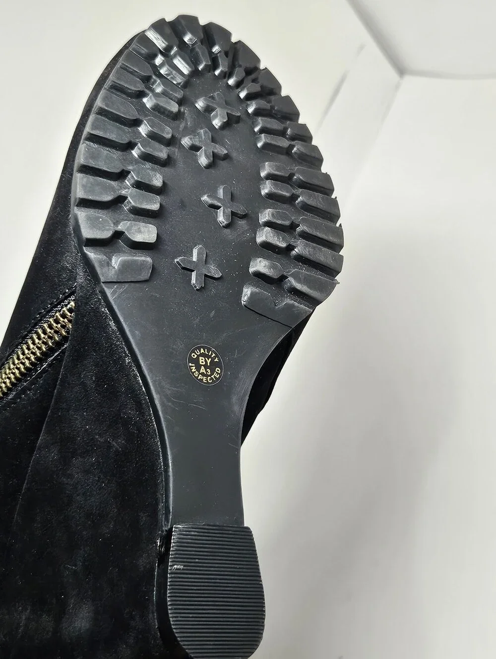Jessica Simpson Black Suede Wedge Ankle Booties Leopard Lining Lug Sole Size 7M